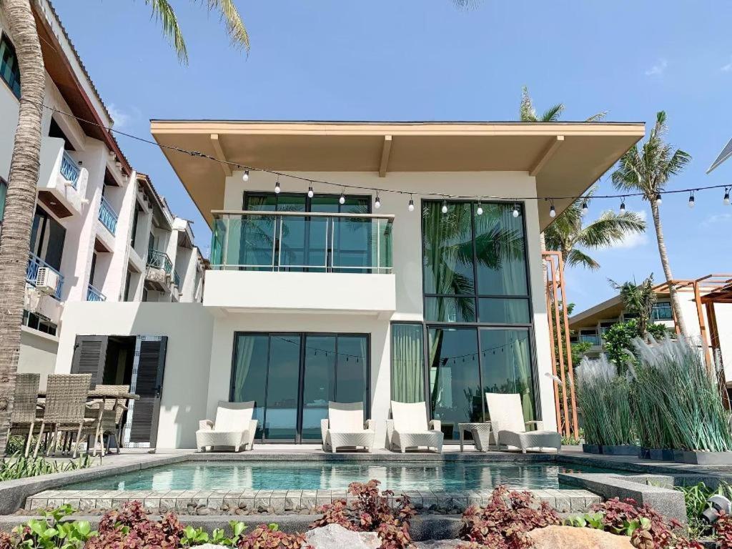 Eco Cozy Beachfront Resort Chaam Hua Hin Exterior photo