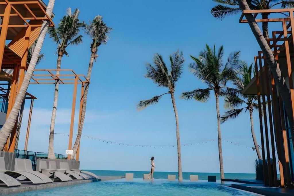 Eco Cozy Beachfront Resort Chaam Hua Hin Exterior photo